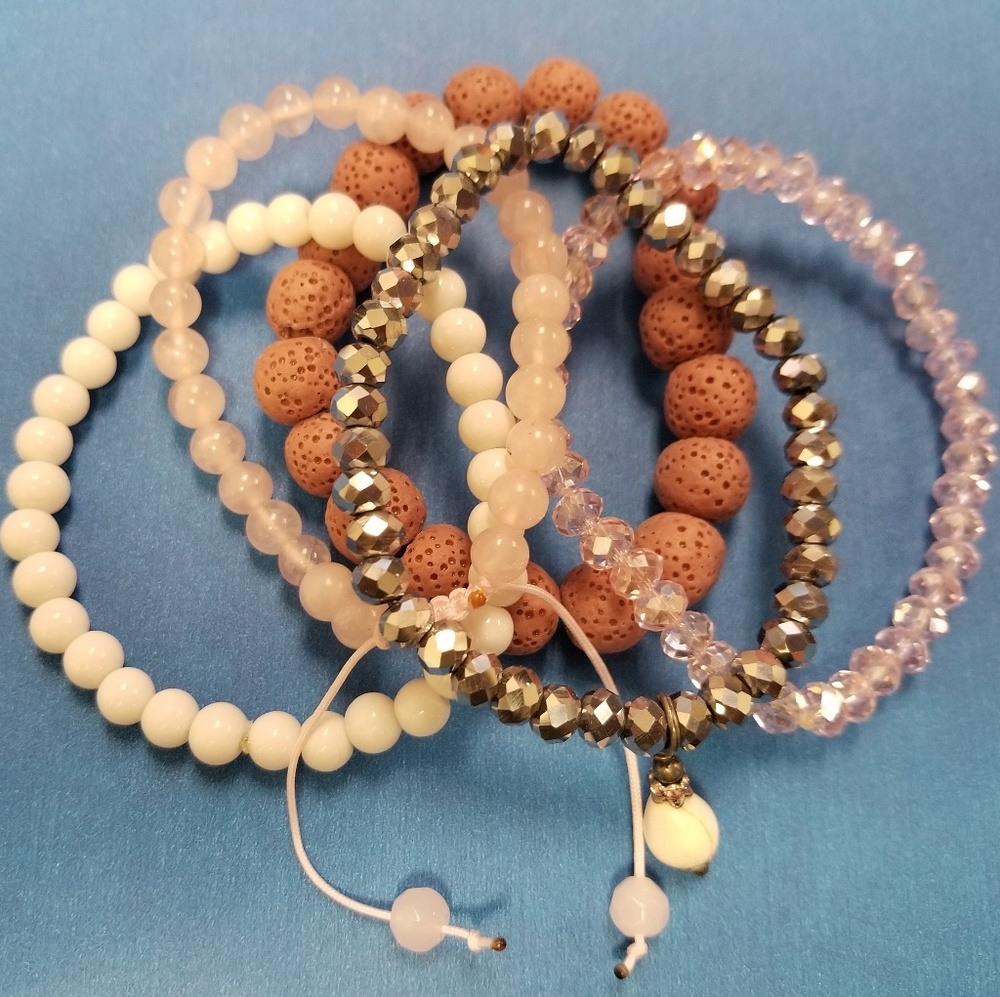 Handmade stretch bracelets - Picture 4 of 5